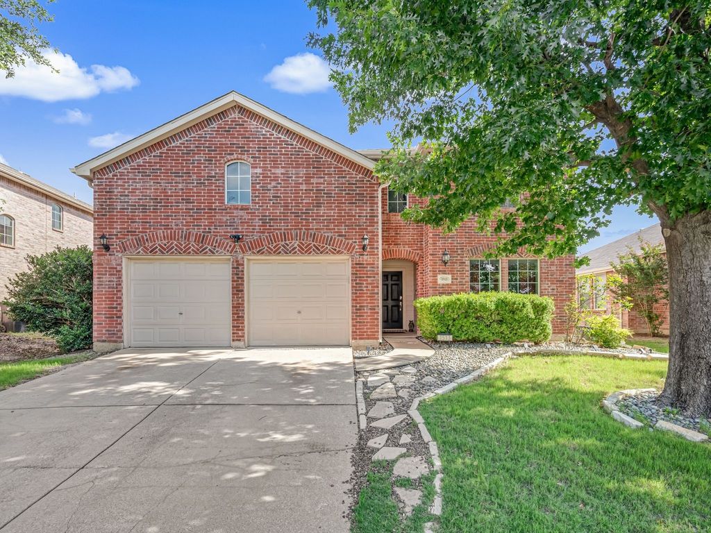 1513 Morning Dove, Aubrey, TX 76227