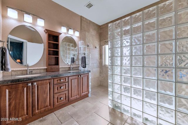 4940 S SPRINGS Drive, Chandler, AZ 85249