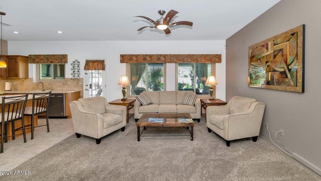 4940 S SPRINGS Drive, Chandler, AZ 85249