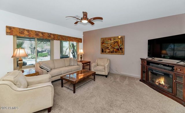 4940 S SPRINGS Drive, Chandler, AZ 85249