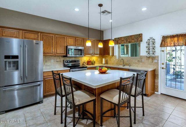 4940 S SPRINGS Drive, Chandler, AZ 85249