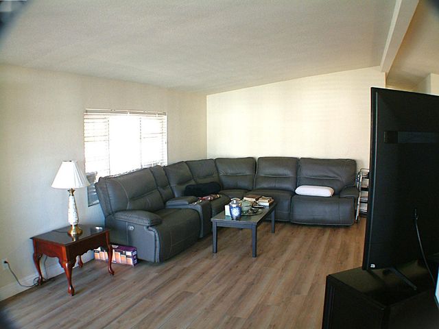 532A Millpond Drive 532A, San Jose, CA 95125