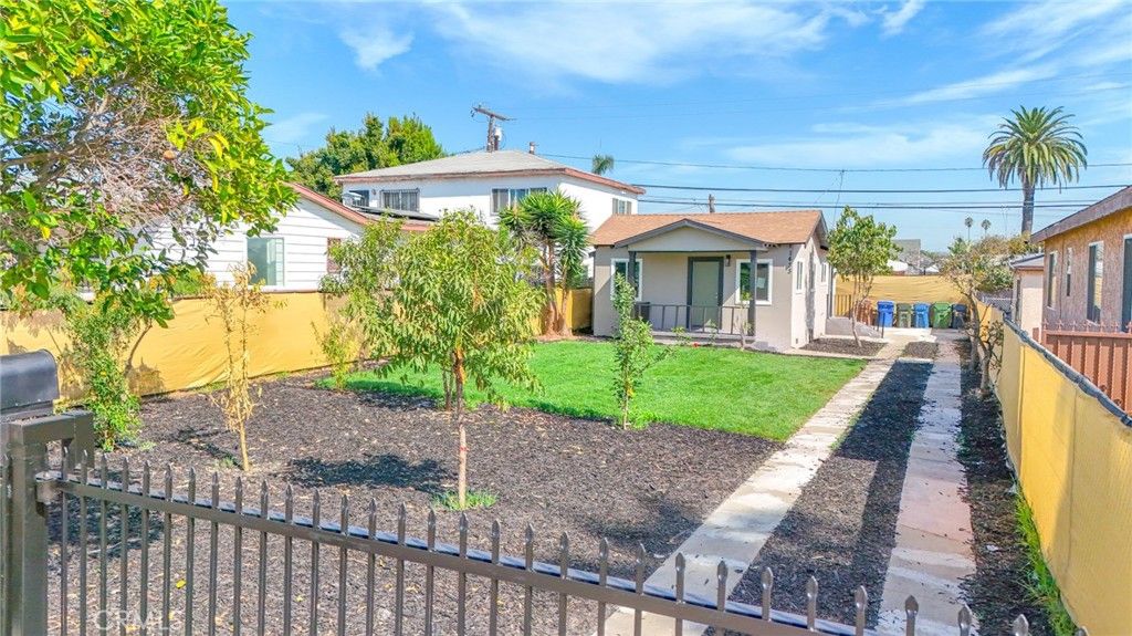 1433 W 96th, Los Angeles, CA 90047 — exterior