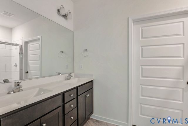 18783 Palisades Rdg, Moseley, VA 23120