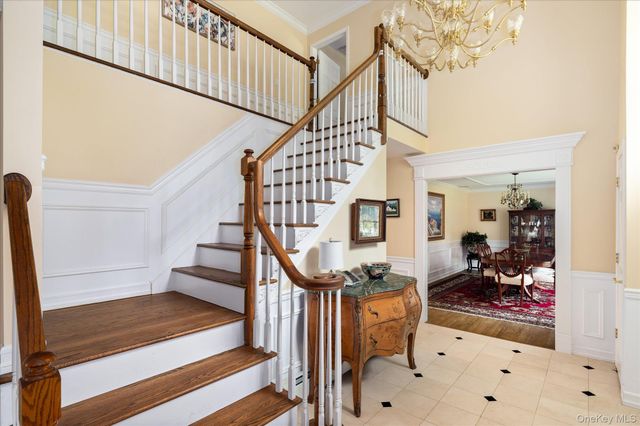 10 Adams Farm Road, Katonah, NY 10536