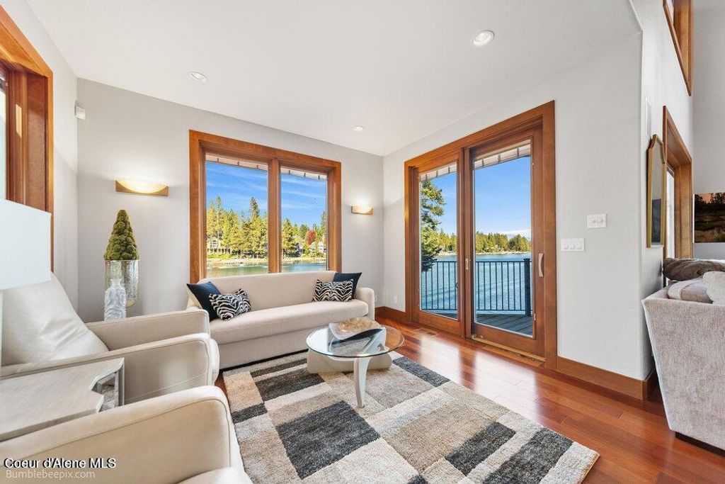 8817 W Riverview DR, Coeur d'Alene, ID 83814 photo 32