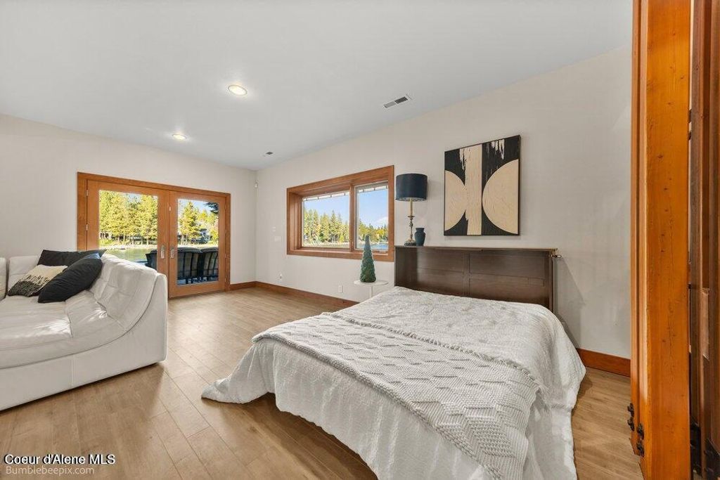 8817 W Riverview DR, Coeur d'Alene, ID 83814 photo 46