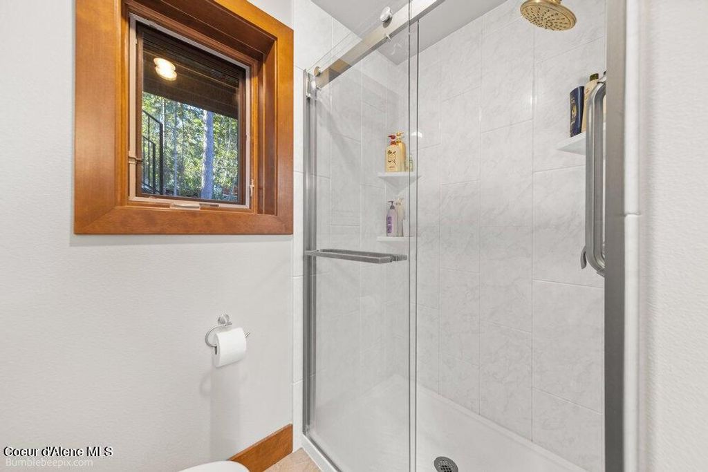 8817 W Riverview DR, Coeur d'Alene, ID 83814 photo 51