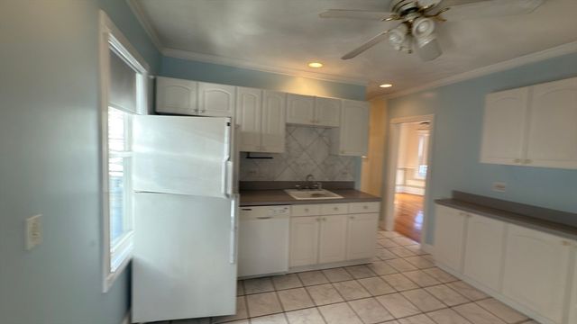 18 Bigelow St 3, Boston, MA 02135