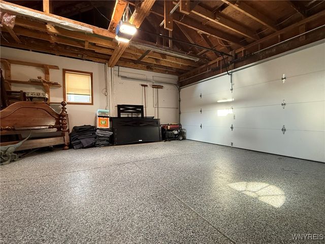 2122 Fix Road, Grand Island, NY 14072