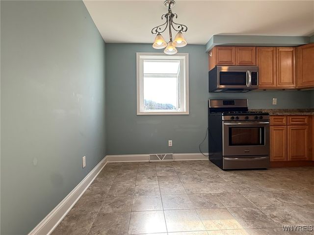 2122 Fix Road, Grand Island, NY 14072