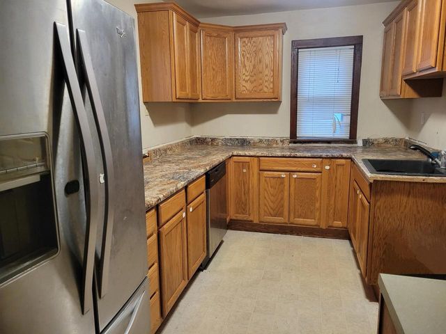 1407 Dakota STREET, Watertown, WI 53094