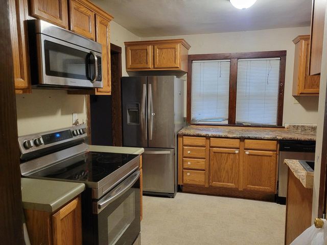 1407 Dakota STREET, Watertown, WI 53094