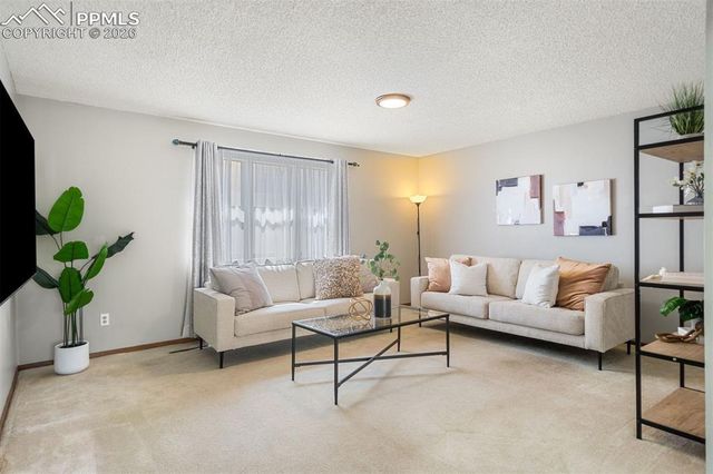 4636 Winewood Village Drive, Colorado Springs, CO 80917