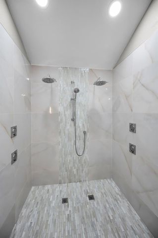 5044 KILKENNEY COURT, Oldsmar, FL 34677