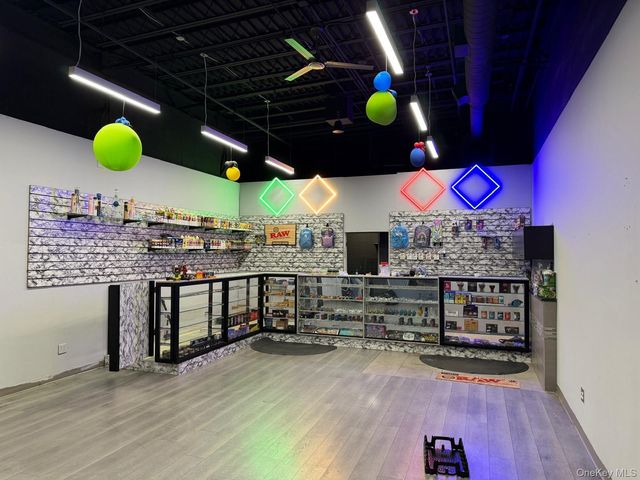 368 New Hempstead Road, New City, NY 10956