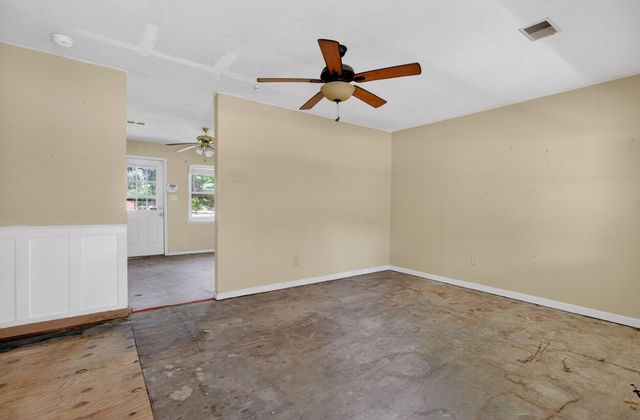 102 Montegue Street, Santee, SC 29142