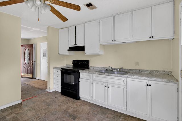 102 Montegue Street, Santee, SC 29142