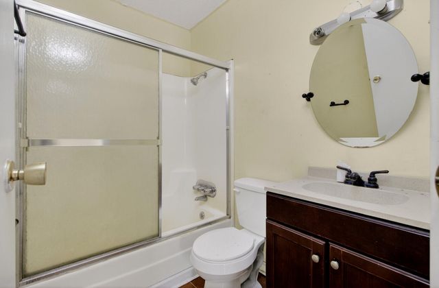 102 Montegue Street, Santee, SC 29142