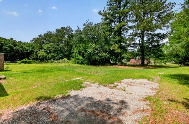 102 Montegue Street, Santee, SC 29142