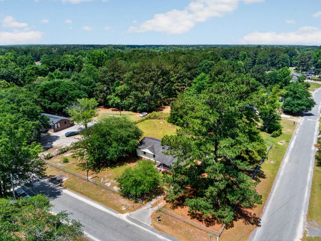 102 Montegue Street, Santee, SC 29142