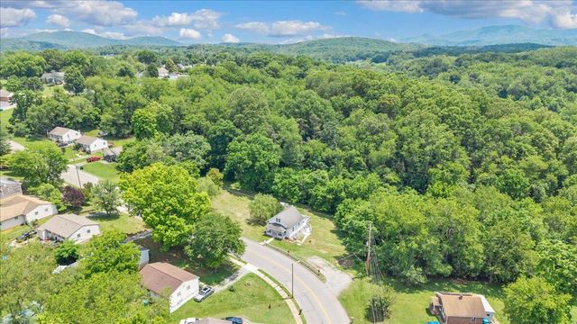 2201 Riverdale RD SE, Roanoke, VA 24014