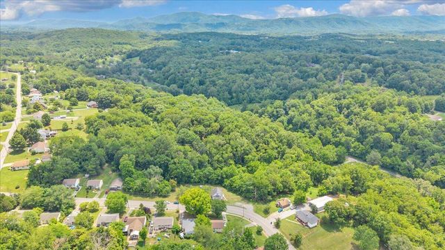 2201 Riverdale RD SE, Roanoke, VA 24014