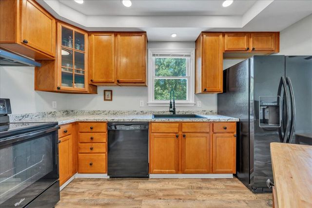 2201 Riverdale RD SE, Roanoke, VA 24014