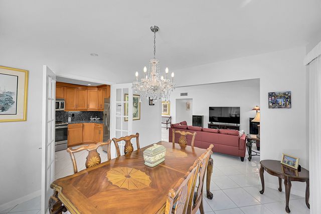 1702 S Ocean Boulevard 1, Delray Beach, FL 33483