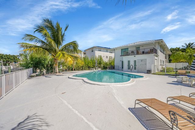 1702 S Ocean Boulevard 1, Delray Beach, FL 33483