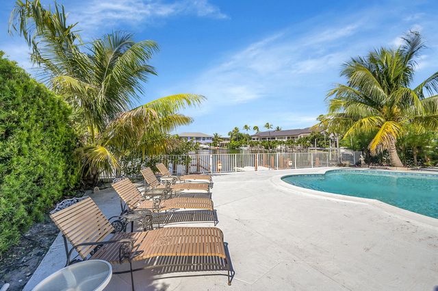 1702 S Ocean Boulevard 1, Delray Beach, FL 33483