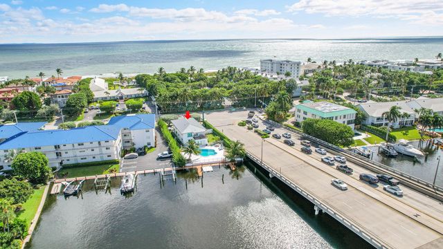 1702 S Ocean Boulevard 1, Delray Beach, FL 33483