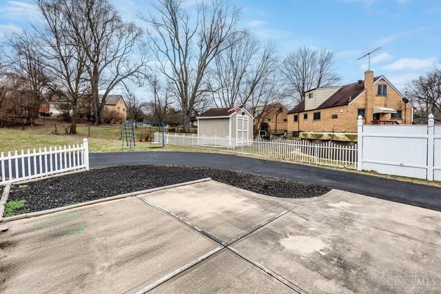 5600 Antoninus Drive, Green Twp, OH 45238