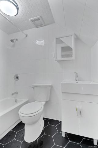 8833 Francis Lewis Boulevard, Queens Village, NY 11427