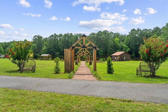 922 River Bend Road SW, Plainville, GA 30733