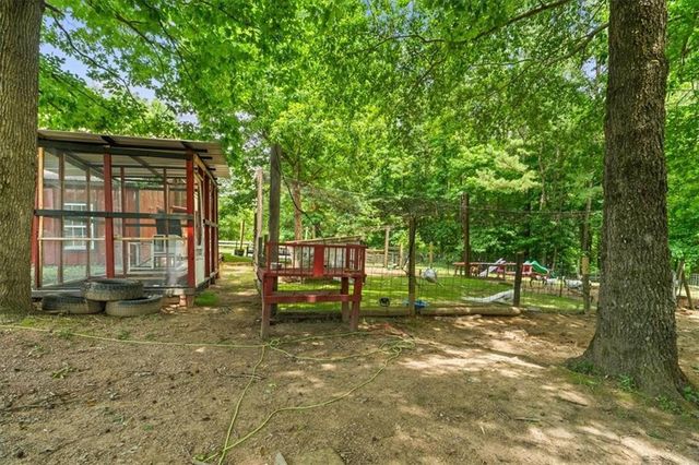922 River Bend Road SW, Plainville, GA 30733