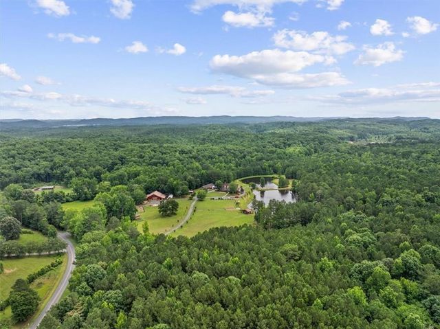 922 River Bend Road SW, Plainville, GA 30733
