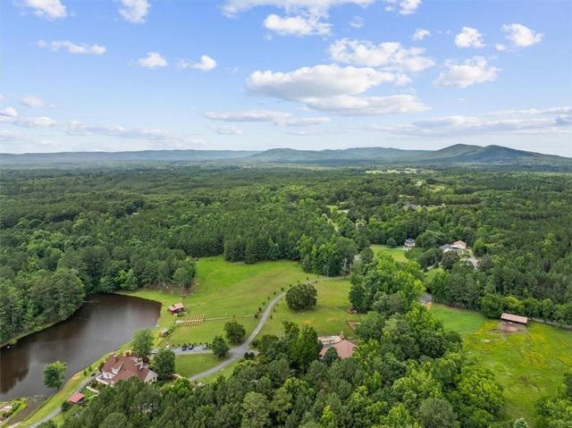 922 River Bend Road SW, Plainville, GA 30733