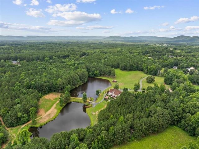 922 River Bend Road SW, Plainville, GA 30733