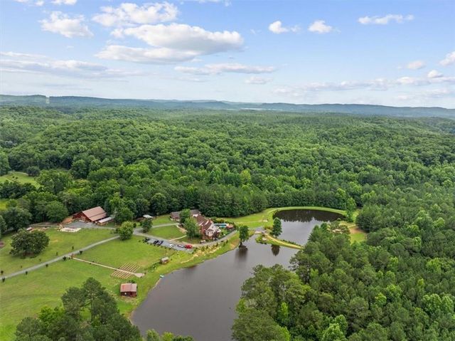 922 River Bend Road SW, Plainville, GA 30733
