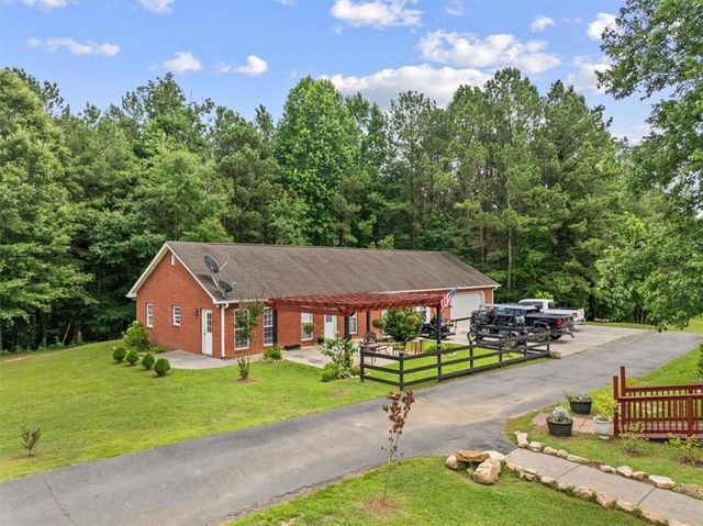 922 River Bend Road SW, Plainville, GA 30733