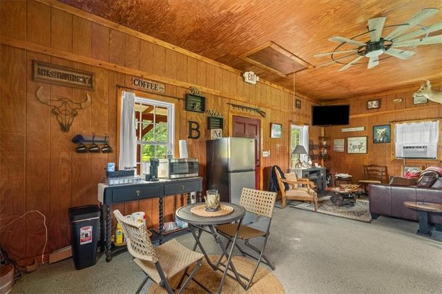 922 River Bend Road SW, Plainville, GA 30733