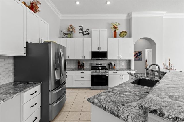 251 W Mickey Mantle Path, Hernando, FL 34442