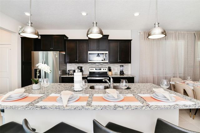 3373 LILAC WAY, Davenport, FL 33897