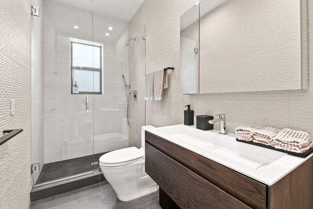 226 Oleander Avenue 3, Palm Beach, FL 33480