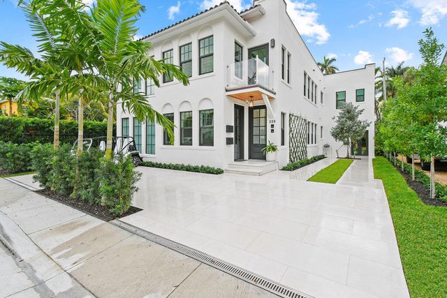 226 Oleander Avenue 3, Palm Beach, FL 33480