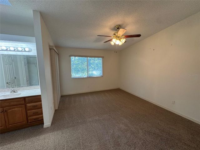 9101 JAKES PATH, Largo, FL 33771