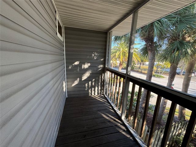 9101 JAKES PATH, Largo, FL 33771