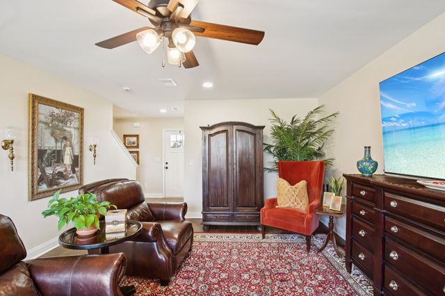 1010 Addler Dr, Springfield, TN 37172