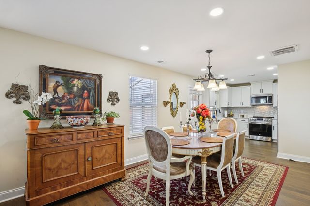 1010 Addler Dr, Springfield, TN 37172